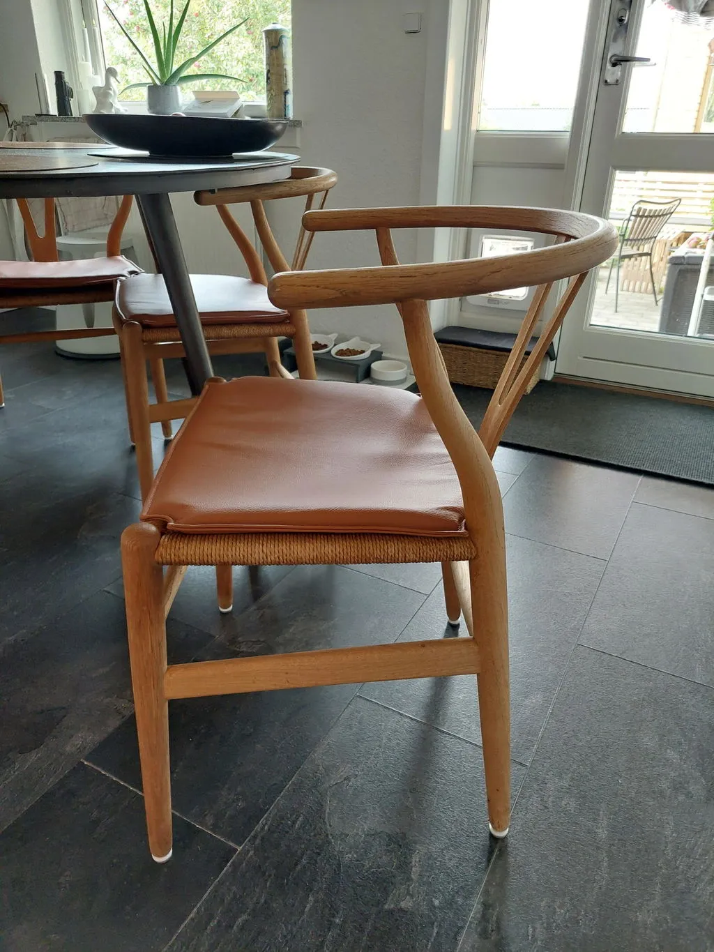 Jacobsen Plus hynde CH24 Y-stol cognac læder