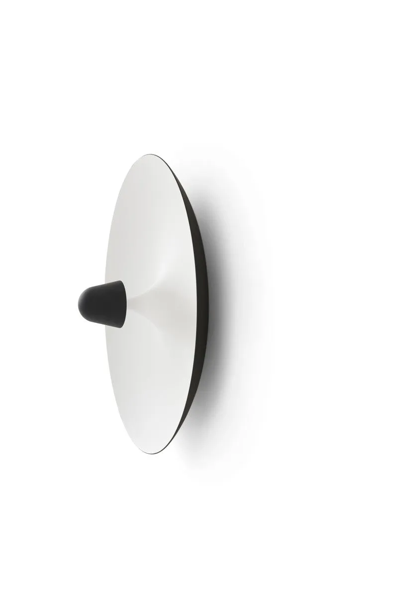 New Works Kantarell væg- og loftlampe sort 2700K