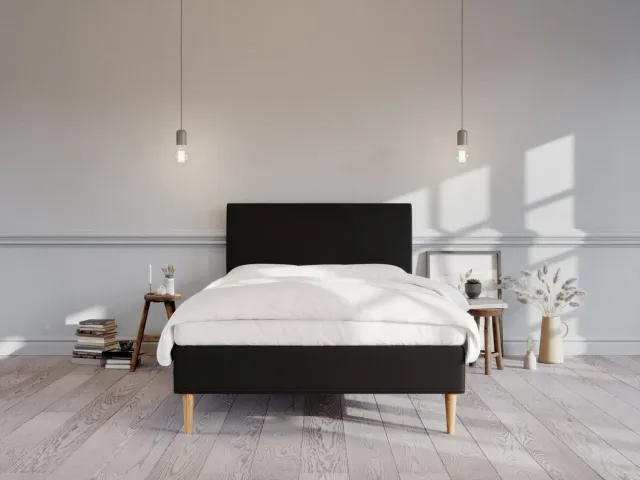 Ragna Saga 140x200 boxseng sort pocketfjedre