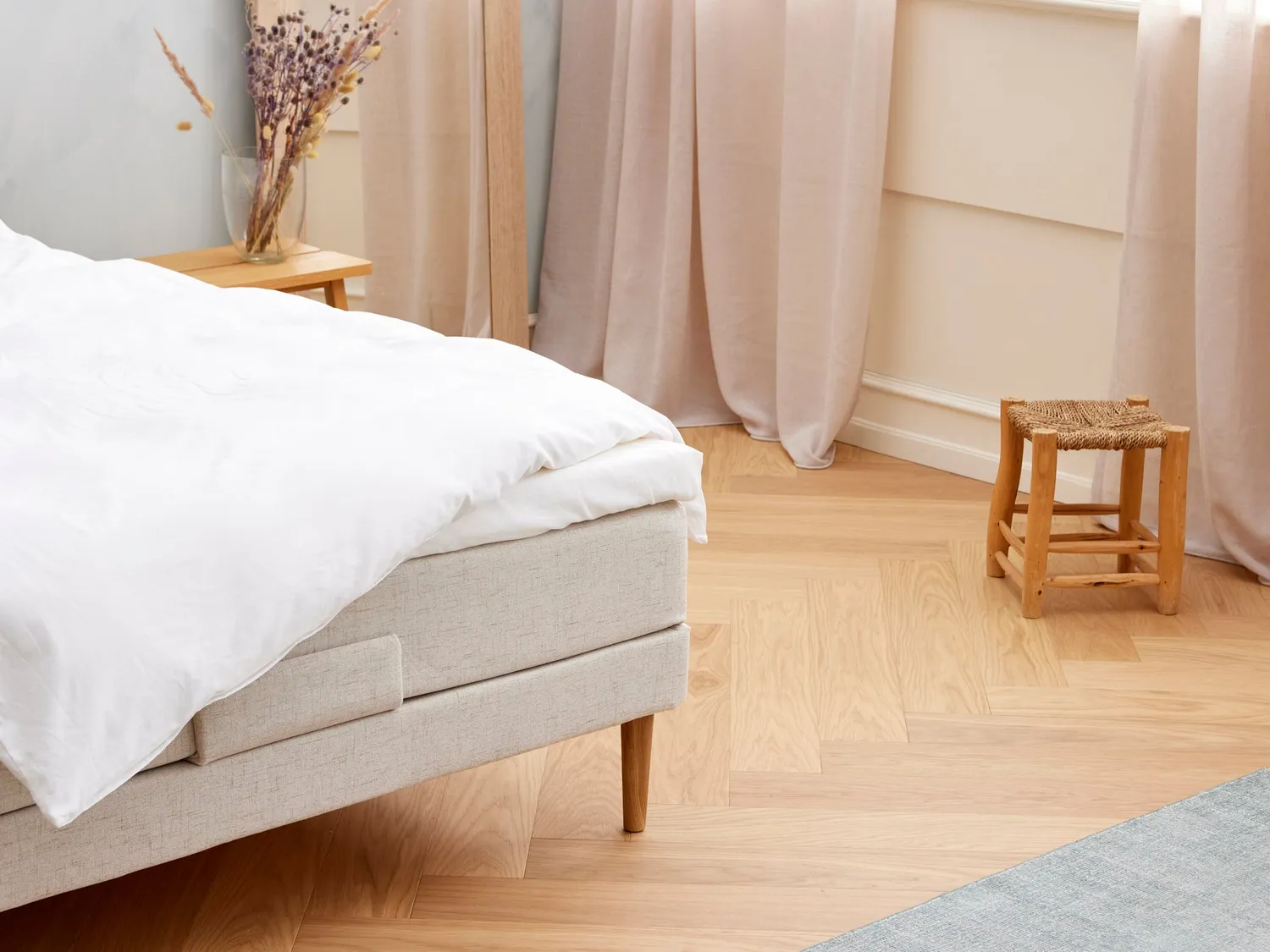 Sengefabrikken.dk Tromsø Kølende elevationsseng 105x210 sand