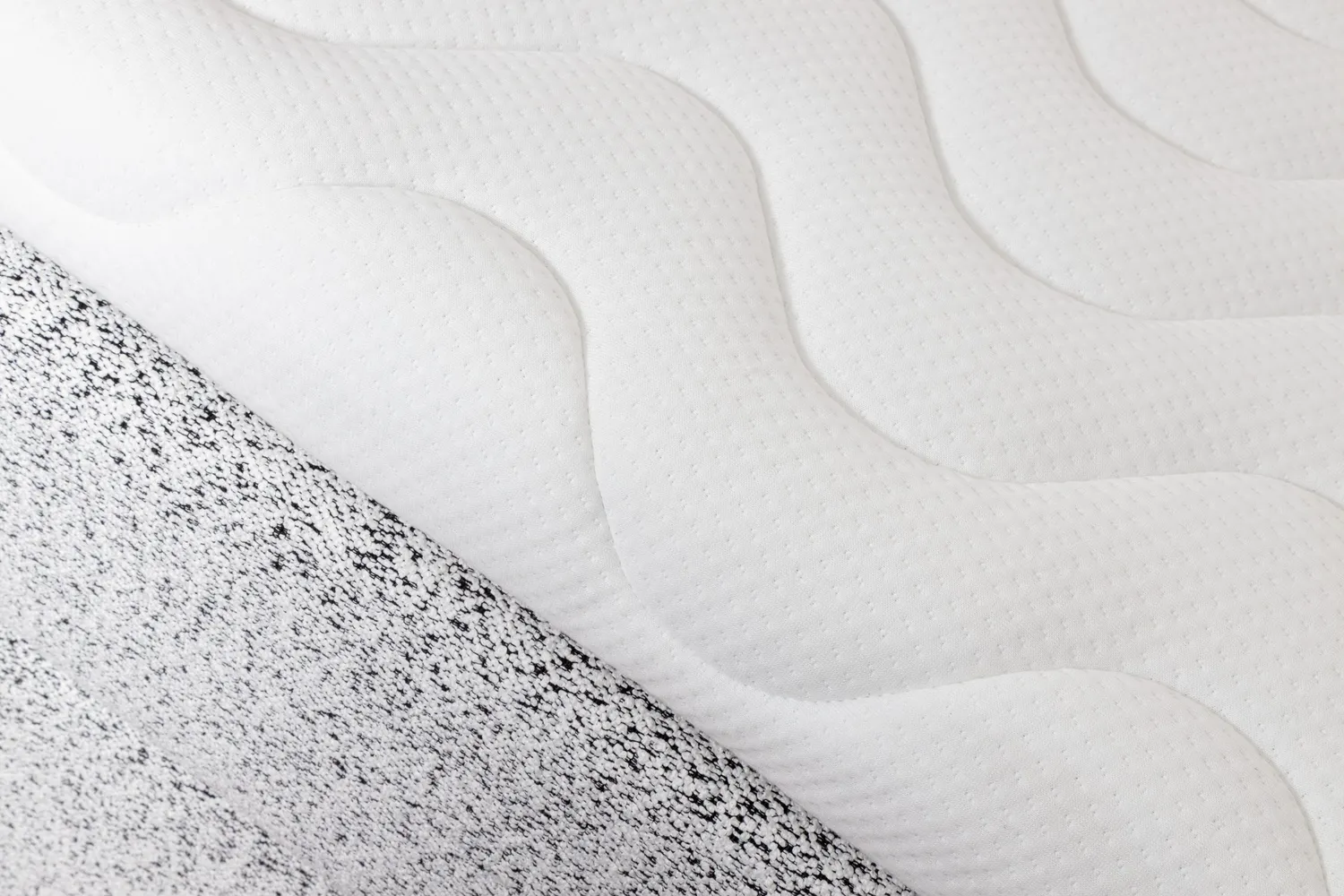 Trivilita Nordic 100 kontinentalseng med latex
