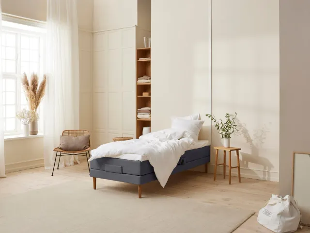 Sengefabrikken.dk Tromsø Trykaflastende elevationsseng 80x200 antracit