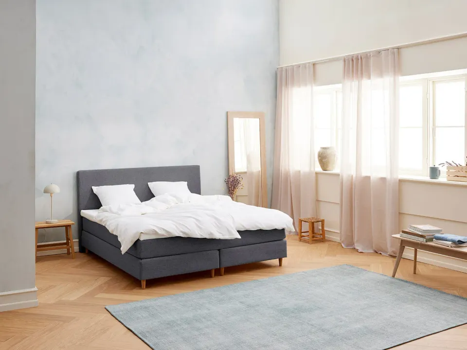 Fabrikkens Kølende kontinentalseng 180x200 – Antracit