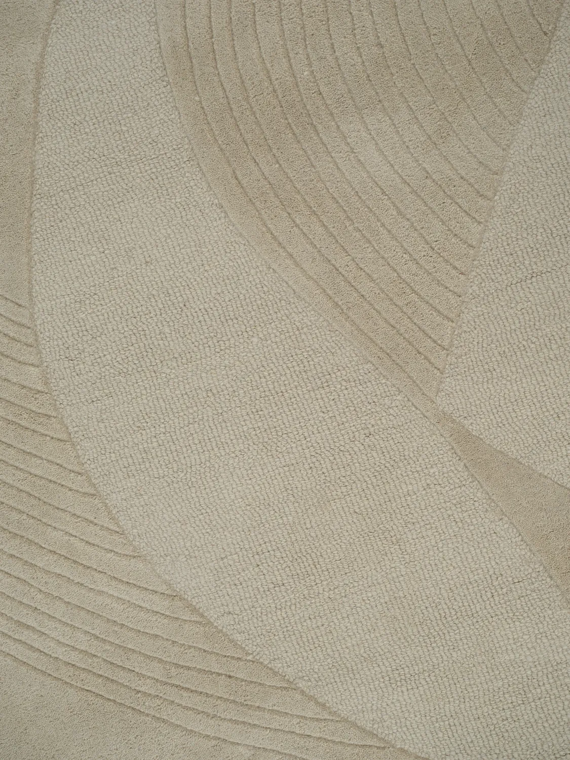 Linie Design Kindle Poetry gulvtæppe cream 250x300