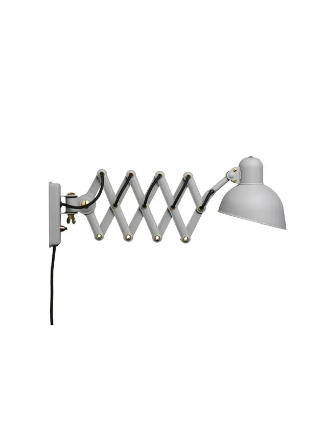Fritz Hansen Kaiser Idell 6718-W sakselampe sort