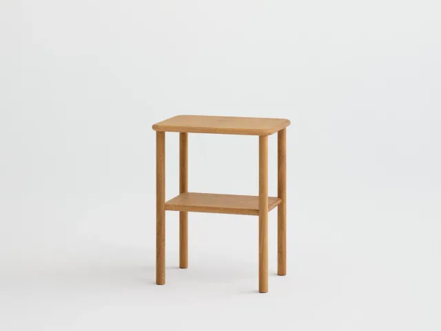 RYE Alling sidebord olieret eg natbord i egetræ