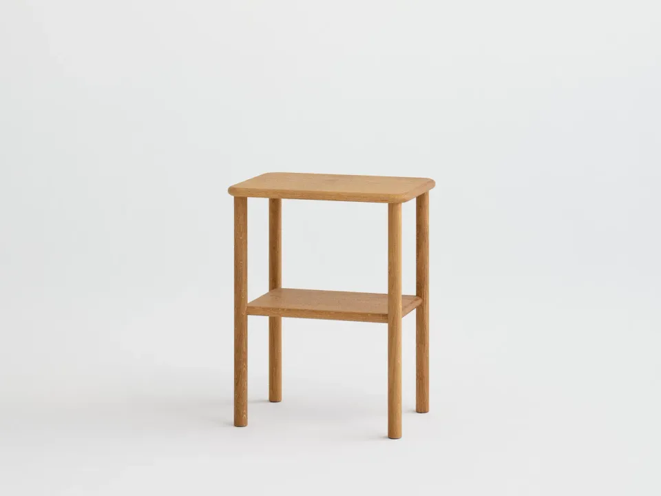 RYE Alling sidebord olieret eg natbord i egetræ