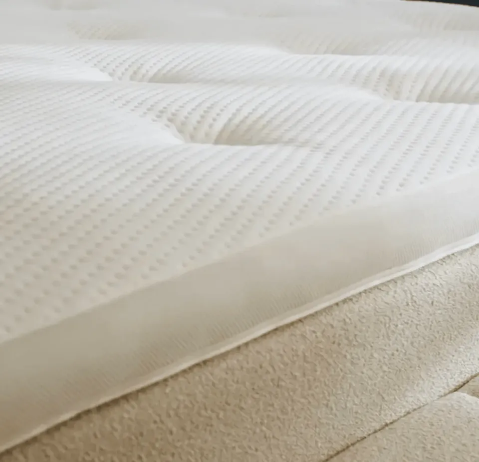 Ragna Latex Topmadras 120x200 cm – fast støtte
