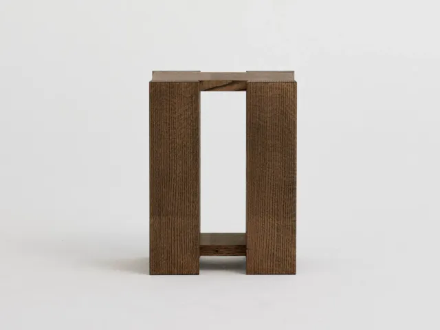 RYE Etagére sidebord høj røget rødeg