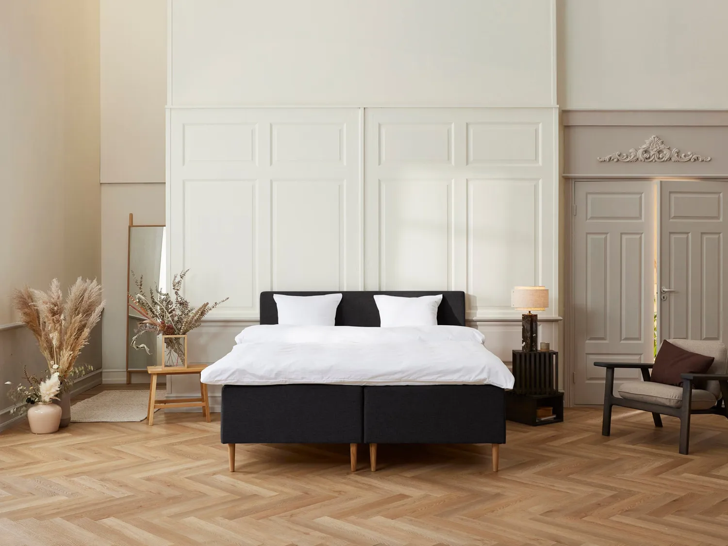 Fabrikkens Luksus Stockholm Box boxmadras – Sort 210x210 cm