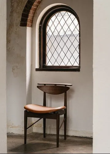 Finn Juhl Karmstol eg valnød Reading Chair